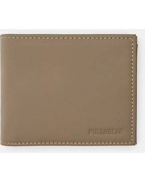 Pull&Bear Rubberised Wallet - White