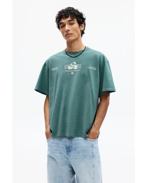 Pull&Bear Le Baiser Graphic T-Shirt - Green