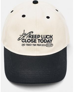 Pull&Bear Keep Luck Close Today Cap - White