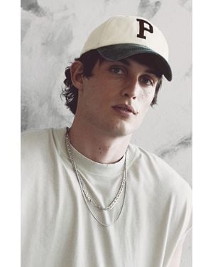 Pull&Bear Basecap Mit P-Stickerei - Grau