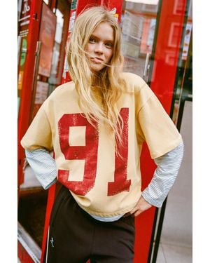 Pull&Bear Doppellagiges T-Shirt Mit 91-Print - Rot