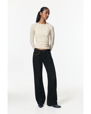Pull&Bear Straight-Leg Jeans With Star Studs - White