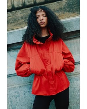 Pull&Bear Jacke Mit Taillenraffung - Rot