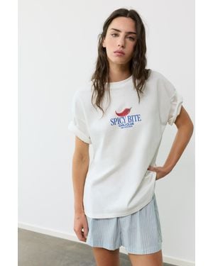 Pull&Bear Oversize Chilli Graphic T-Shirt - White