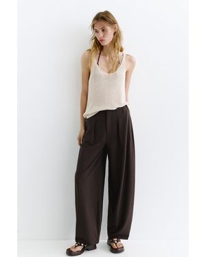 Pull&Bear Darted Barrel Trousers - Brown