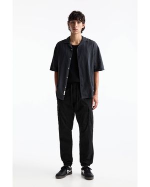 Pull&Bear Cargo Jogger Trousers - Black