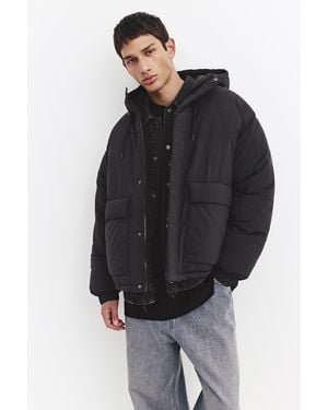 Pull&Bear Cropped Puffer Jacket - Black