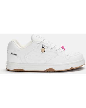 Pull&Bear Skater Trainers With Hello Kitty Charms - White