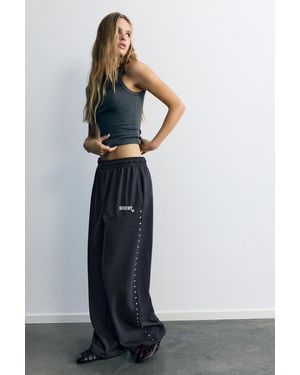 Pull&Bear Jogginghose Mit Nieten - Mehrfarbig