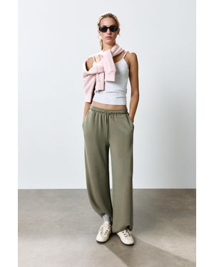 Pull&Bear Soft-Touch Wide-Leg Trousers - Green
