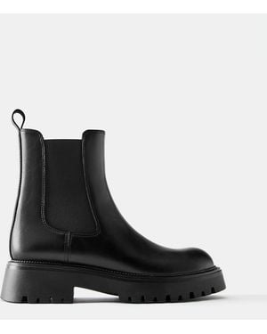 Pull&Bear Flache Chelsea-Boots - Schwarz