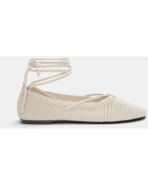 Pull&Bear Crochet Ballet Flats With Tie - White
