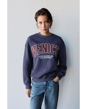 Pull&Bear Graphic Round Neck Sweatshirt - Blue