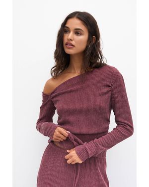 Pull&Bear Asymmetric Crepe Long-Sleeve Top - Red