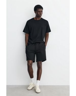 Pull&Bear Pack Of Bermuda Jogger Shorts And T-Shirt - Black
