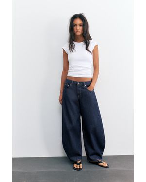 Pull&Bear Low-Rise Barrel Jeans - Blue