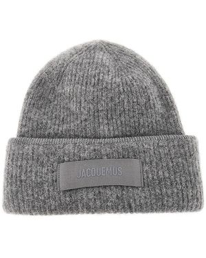 Jacquemus Knitted Beanie Hat With Gros-Grain Logo - Grey