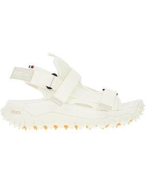 【関税＆送料込み】Moncler 'Trailgrip' Ivory Mesh Sandals Moncler 'trailgrip' Ivory Mesh Sandals | italist