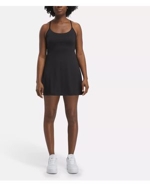 Dress reebok sale