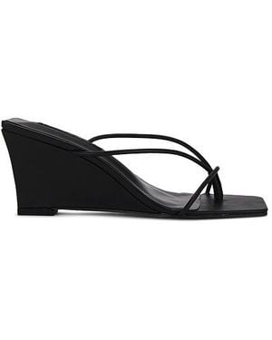 Tony Bianco Gretta Sandal - Black