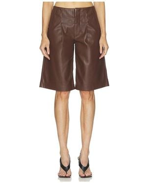 Hudson Jeans Faux Leather Pleated Trouser Short - Brown
