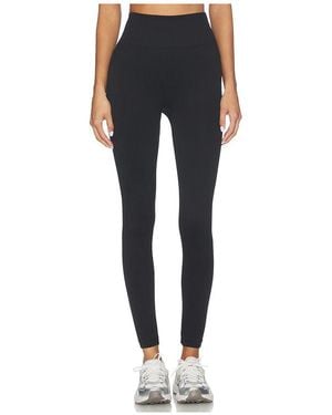 Spanx Seamless Legging En Color Negro Talla (También En Xs, S) - Azul
