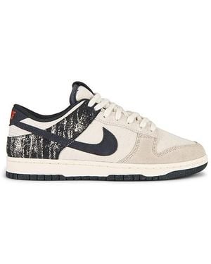 Nike Dunk Low Retro Se Sneakers - White