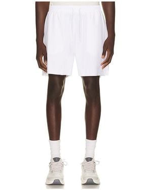 On Shoes 5 Court Shorts - White