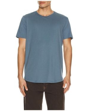 Cuts Ao Curve Hem Tee - Blue