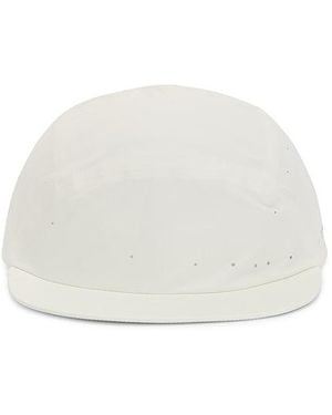 On Shoes X Paf Zero Cap Paf - White