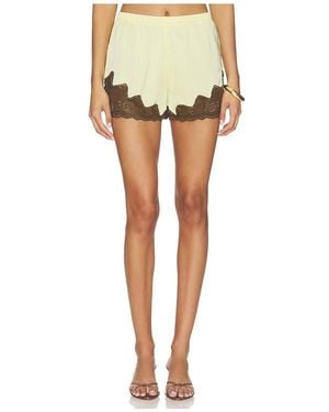 Madison The Label Olesya Short En Color Amarillo Talla (También En Xs, S)