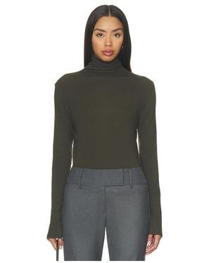 Vince Essential Longsleeve Turtleneck En Color Verde Oscuro Talla (También En Xs, S, M, Xl) - Negro