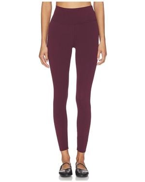 Vuori All The Feels Leggings En Color Burgundy Talla (También En Xs, S, M, Xl) - Rojo