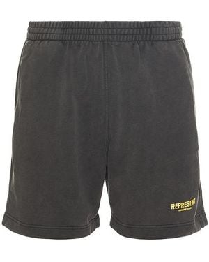 Represent Shorts Owners Club - Grau