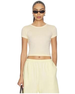 Enza Costa Camiseta Corta De Canalé Supima En Color Amarillo Talla (También En M, S, Xs) - Neutro