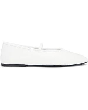 Tony Bianco Martinez Flat - White