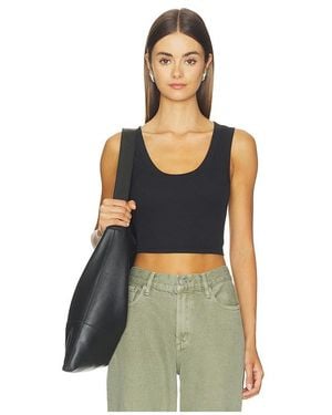 FAVORITE DAUGHTER The Cutting It Close Crop Tank - Black