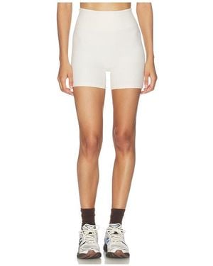 Year Of Ours Stretch Sculpt Short - White