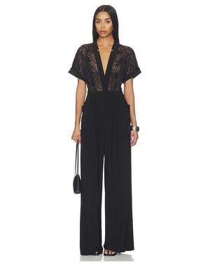 Norma Kamali Geralyn Short Sleeve Jumpsuit En Color Negro Talla (También En Xs, S, M)