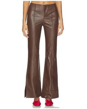 Free People Hose Aus Kunstleder Glow Up - Braun