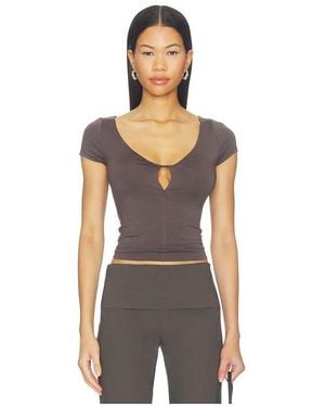 geel Connor Top - Black