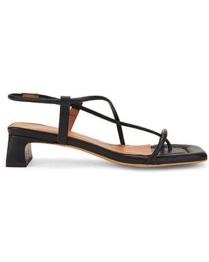 INTENTIONALLY ______ Anca Sandals - Black