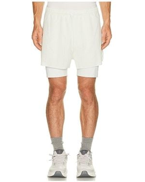 On Shoes X Paf Zero 2-In-1 Shorts Paf - White