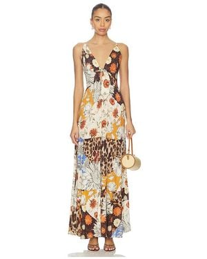 Agua Bendita Vestido Gabriella En Color Crema Talla (También En M, S) - Metálico