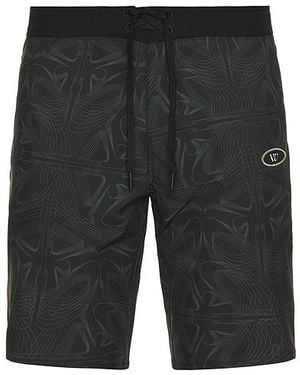 Rivvia Projects Logger 18 Maze Trunk - Black