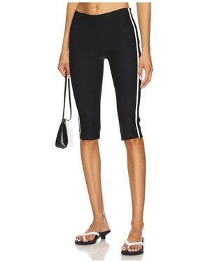 superdown Clarke Capri En Color Negro Talla (También En S, Xs, Xxs)