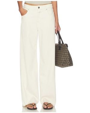 Closed Jayla Jeans - White