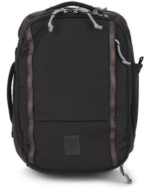Topo Mochila Global En Color Negro Talla