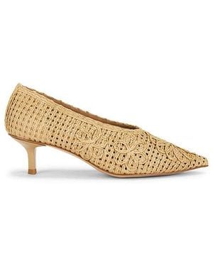 LPA Clio Pump - Natural