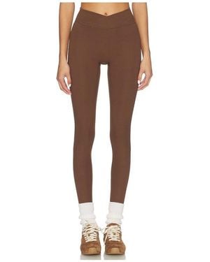 437 The V Legging - Brown
